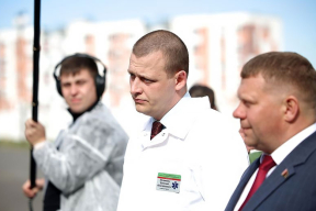 «Александр Григорьевич, вы на 100% правы!» Как чиновники изобрели идеальный ответ на любую реплику Лукашенко