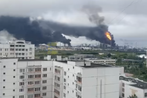 «Эта война опрокидывает заданную рамку. Каждый новый год должен был отгонять врага от сердца России, а не пригонять его туда»
