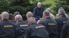 «Он понимает, что если красауцы захотят, то легко себе найдут другого гаранта»