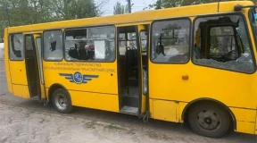 Война, 13 мая. Оккупанты обстреляли очередной автобус, есть раненые. Россия массово атакует Украину дронами, запуская их вдоль границы с Беларусью