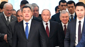 Лукашенко проделал в Эрмитаже фокус с исчезновением