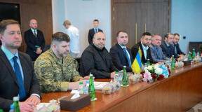 Война, 4 февраля. Переговоры в Абу-Даби шли несколько часов и продолжатся завтра. В Дружковке убили 7 человек. США подготовили новые санкция для РФ