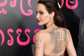 Джоли: «Молюсь за диких сердцем, заключенных в клетке»