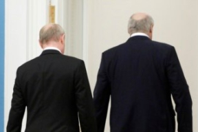 «Если Путин втягивает кое-кого в войну, то зря. Кое-кто старый, больной и девушки его не любят»