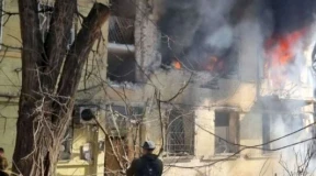 Война, 26 марта. Удар по многоквартирному дому в Днепре. Зеленский: «Уход из Донбасса – аморально, неправильно». Где Путин потирает руки