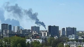 Война, 7 мая. В Перми снова атакован НПЗ. Крупные города РФ отказались от военной техники на парадах. В Кремле пригрозили массированным ударом за дроны 9 мая