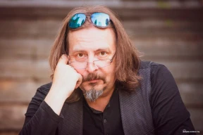 Конвейер репрессий. Лидер группы «Палац» Олег Хоменко встречает день рождения за решеткой. Одного из лучших сотрудников Мозырского НПЗ судили — вероятно, по «делу Гаюна»