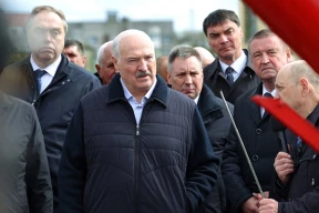 Мимика дня. С какими лицами Лукашенко и его свита инспектировали Мозырьщину