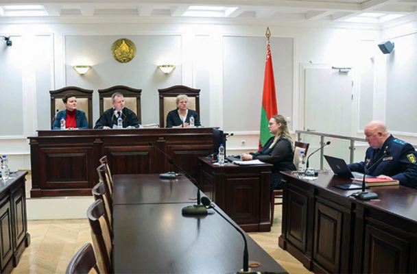 Ластоўскі: «Можна заўважыць, што не адбываецца судоў над этнічнымі расейцамі, сярод якіх падчас Другой сусветнай вайны таксама была вялікая колькасць калабарантаў»